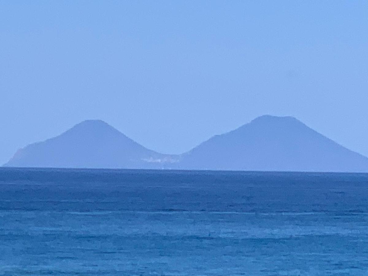 La Porta Delle Eolie Apartment กาโปดอร์ลันโด ภายนอก รูปภาพ