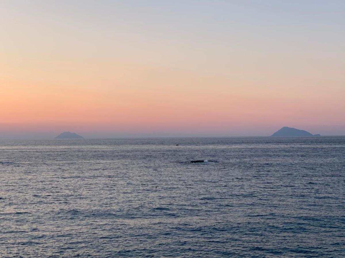 La Porta Delle Eolie Apartment กาโปดอร์ลันโด ภายนอก รูปภาพ