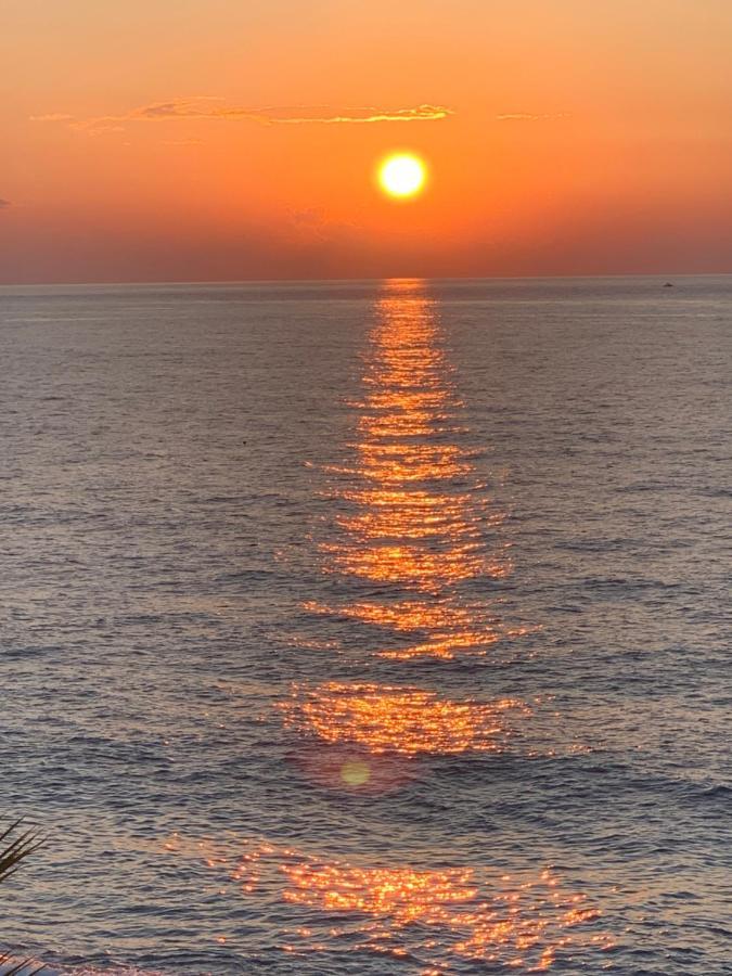 La Porta Delle Eolie Apartment กาโปดอร์ลันโด ภายนอก รูปภาพ